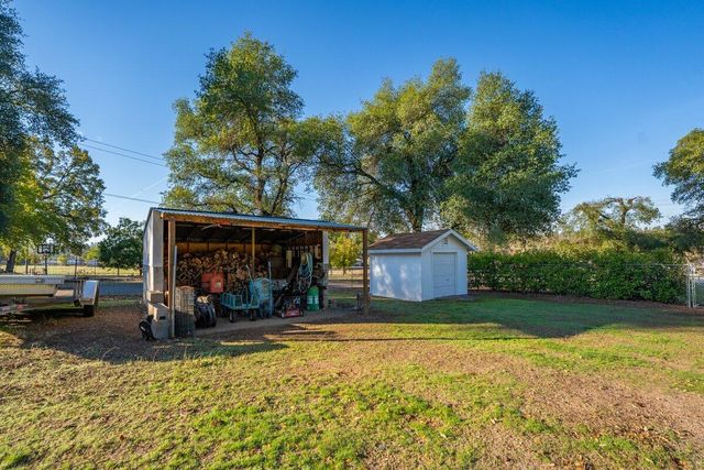 12269 Dry Creek Road, Bella Vista, CA 96008