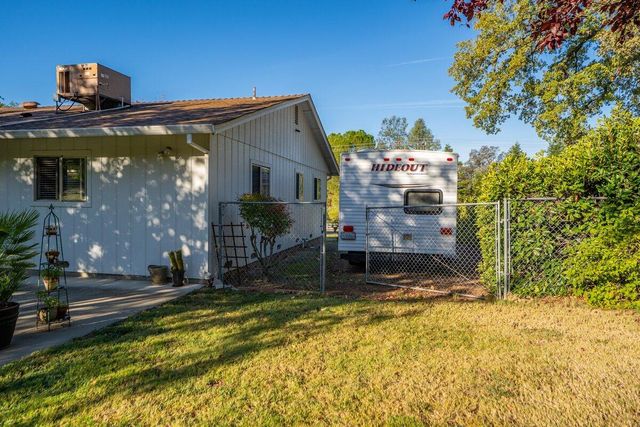 12269 Dry Creek Road, Bella Vista, CA 96008