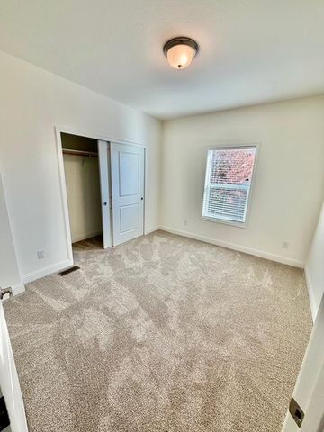 225 Mt Hermon Road 165, Scotts Valley, CA 95066