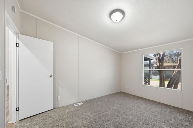 714 Parkview Drive, Forney, TX 75126