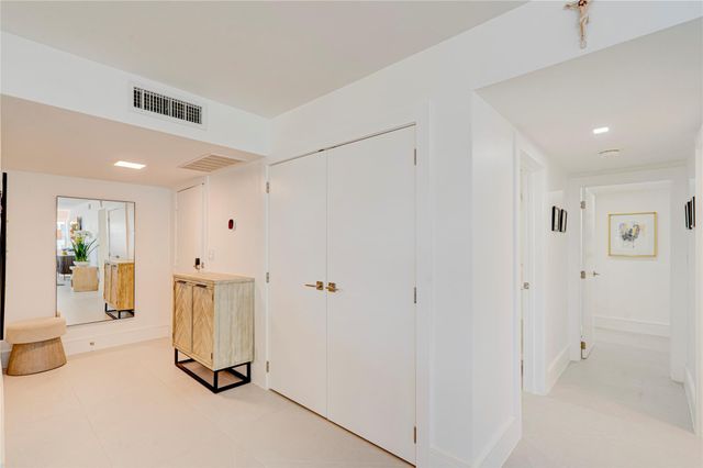 3430 Galt Ocean Dr 1011, Fort Lauderdale, FL 33308