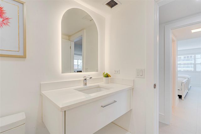 3430 Galt Ocean Dr 1011, Fort Lauderdale, FL 33308