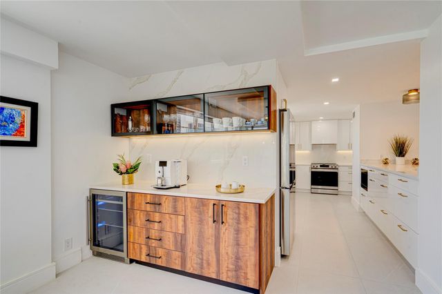 3430 Galt Ocean Dr 1011, Fort Lauderdale, FL 33308