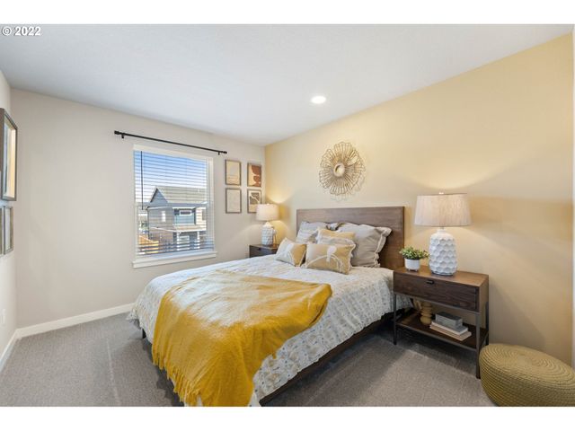 10076 Se HORNADAY Ave 370, Happy Valley, OR 97086