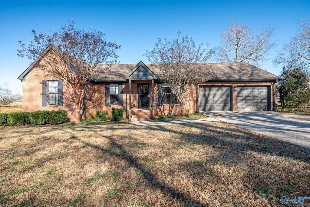 111 Greer Drive, Rogersville, AL 35652