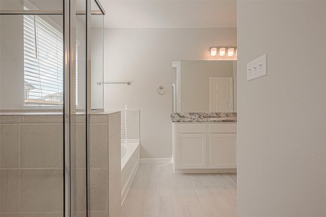 2923 Copper Falls Drive, Iowa Colony, TX 77583