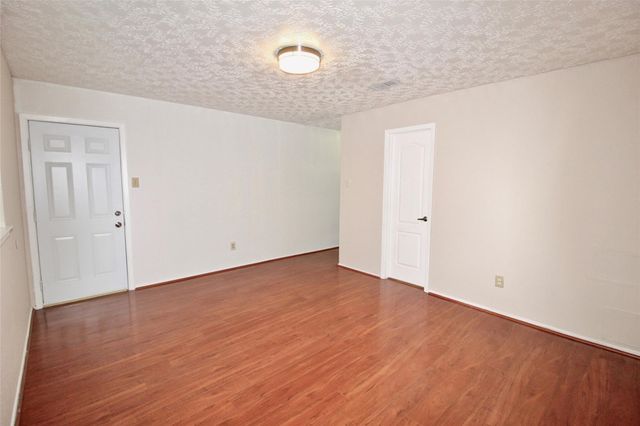 16803 Ribbonridge Drive, Sugar Land, TX 77498