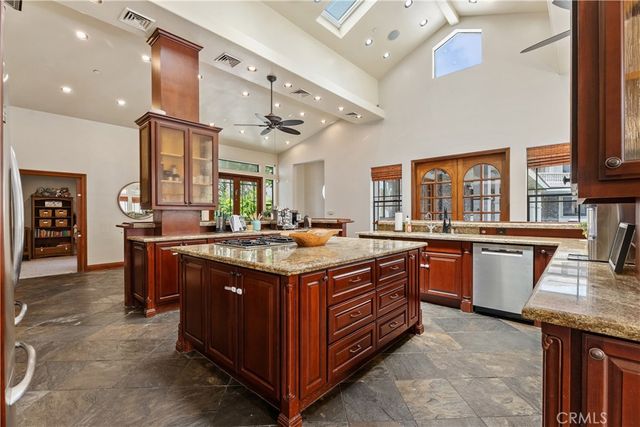 16871 Bastanchury, Yorba Linda, CA 92886