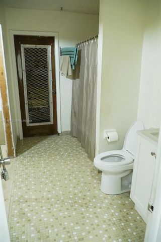 32305 SW 202nd Ave, Homestead, FL 33030