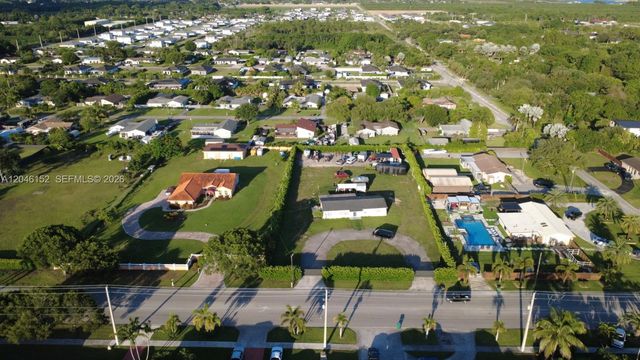 32305 SW 202nd Ave, Homestead, FL 33030