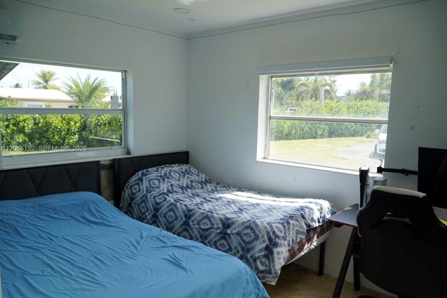 32305 SW 202nd Ave, Homestead, FL 33030