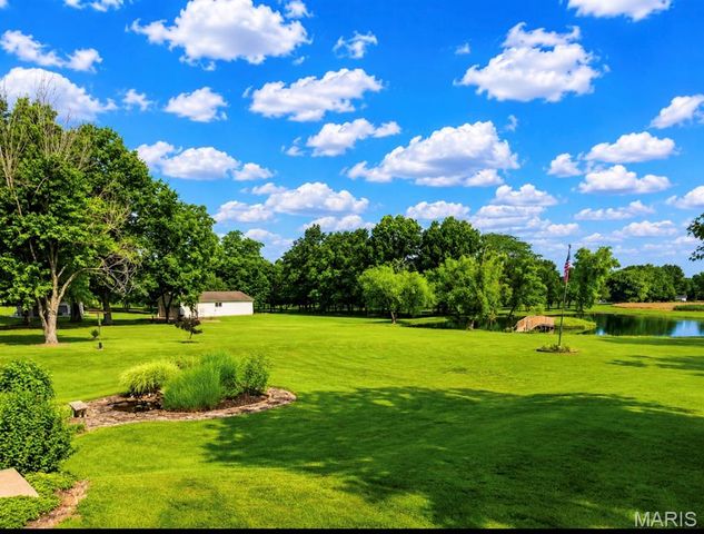 4075 Highway D, Defiance, MO 63341