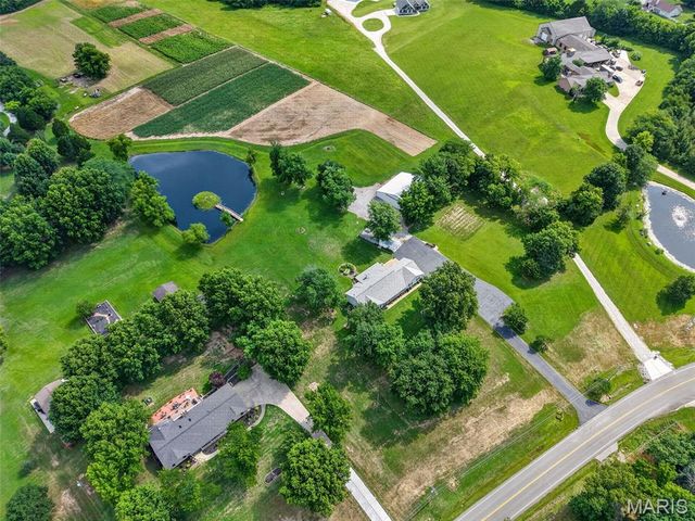 4075 Highway D, Defiance, MO 63341