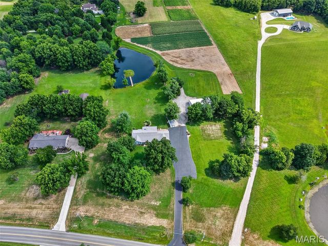 4075 Highway D, Defiance, MO 63341