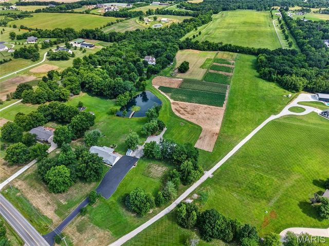 4075 Highway D, Defiance, MO 63341