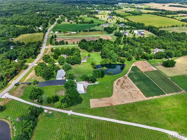 4075 Highway D, Defiance, MO 63341
