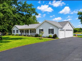 4075 Highway D, Defiance, MO 63341
