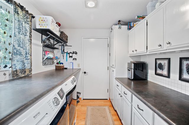 627 Carriage Road, Grants Pass, OR 97526