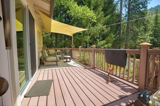 627 Carriage Road, Grants Pass, OR 97526