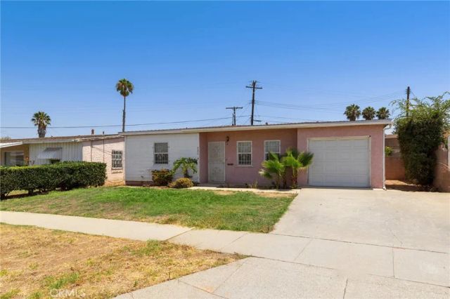 2904 W Caldwell Street, Compton, CA 90220