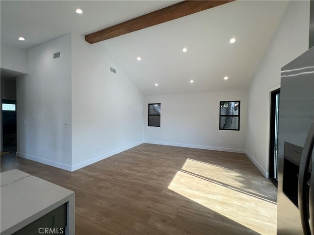 623 E Foothill Boulevard 1, Monrovia, CA 91016