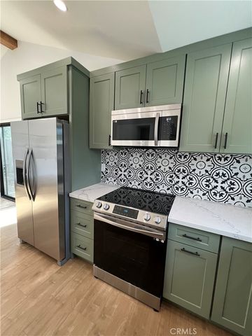 623 E Foothill Boulevard 1, Monrovia, CA 91016