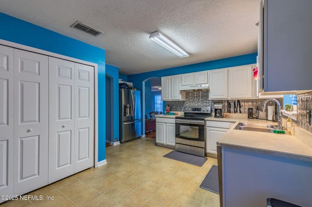 96020 TIDAL BAY Court, Yulee, FL 32097