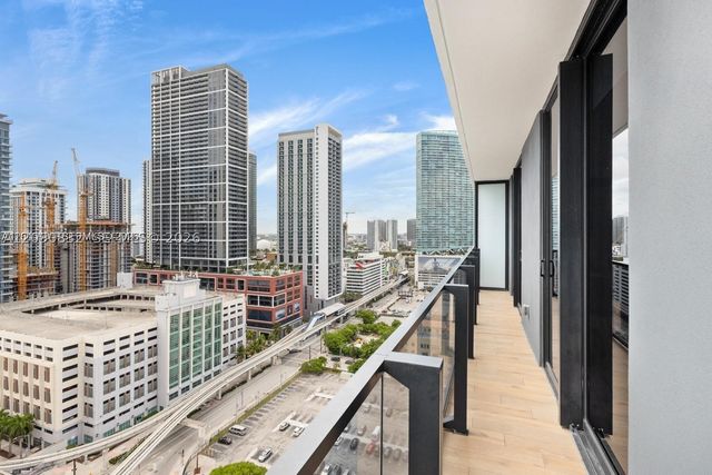 398 NE 5th St 1518, Miami, FL 33132