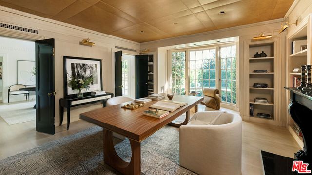 111 N Mapleton Drive, Los Angeles, CA 90077