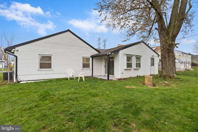 31 MEDLEY LN, Willingboro, NJ 08046