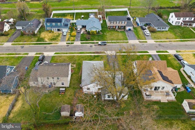 31 MEDLEY LN, Willingboro, NJ 08046