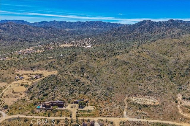 58215 Santa Barbara, Yucca Valley, CA 92284