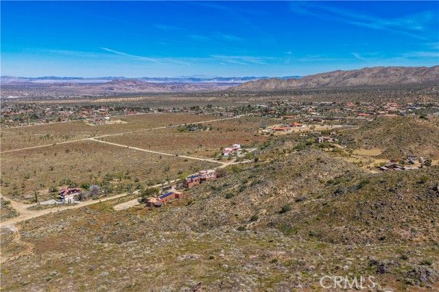 58215 Santa Barbara, Yucca Valley, CA 92284