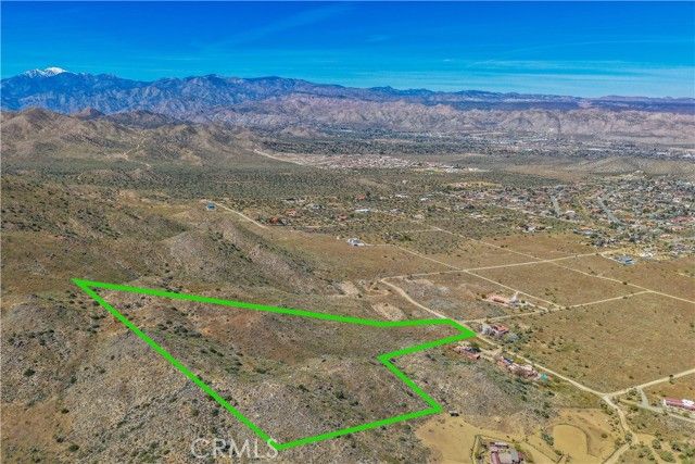 58215 Santa Barbara, Yucca Valley, CA 92284