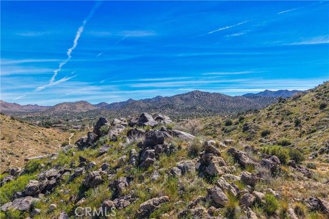 58215 Santa Barbara, Yucca Valley, CA 92284