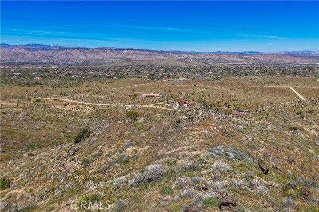 58215 Santa Barbara, Yucca Valley, CA 92284