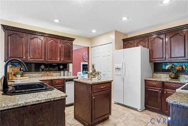 14202 Spring Gate Ter, Midlothian, VA 23112