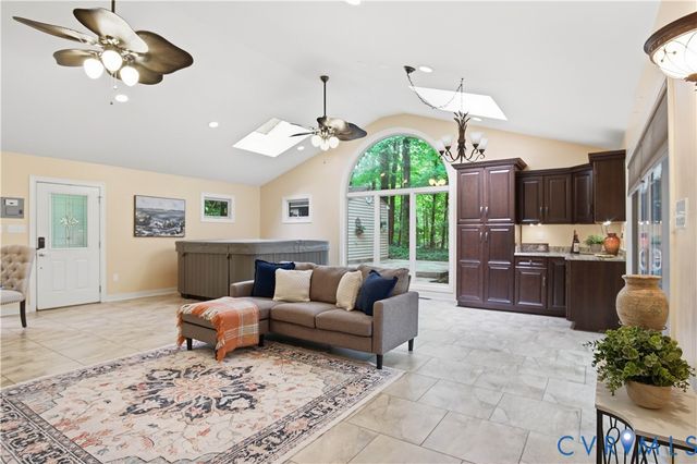 14202 Spring Gate Ter, Midlothian, VA 23112