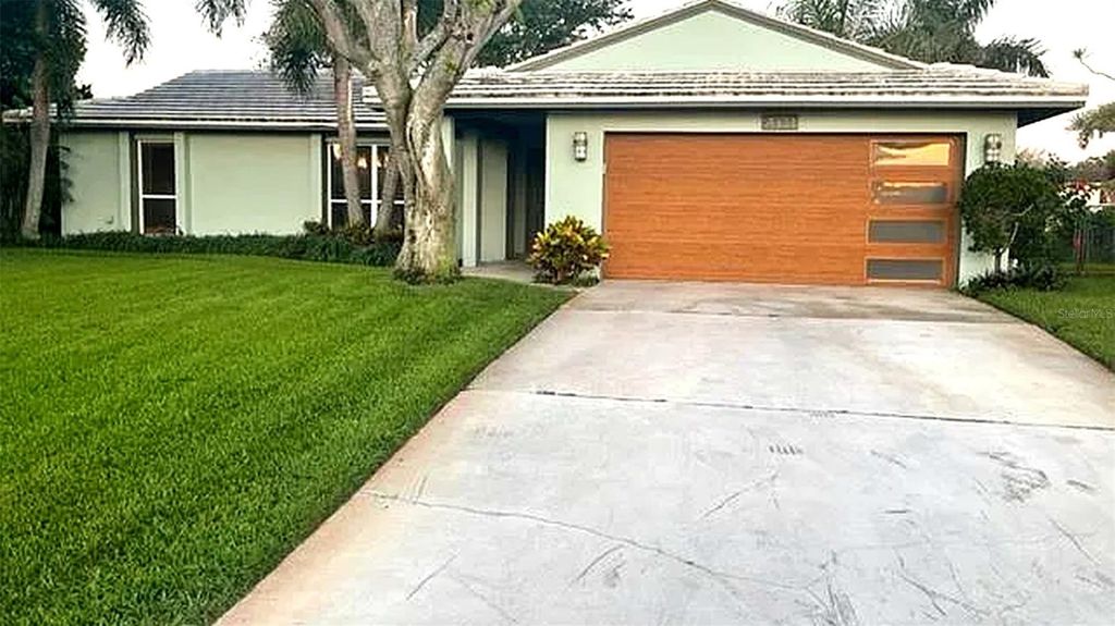 4331 44TH STREET S, St Petersburg, FL 33711