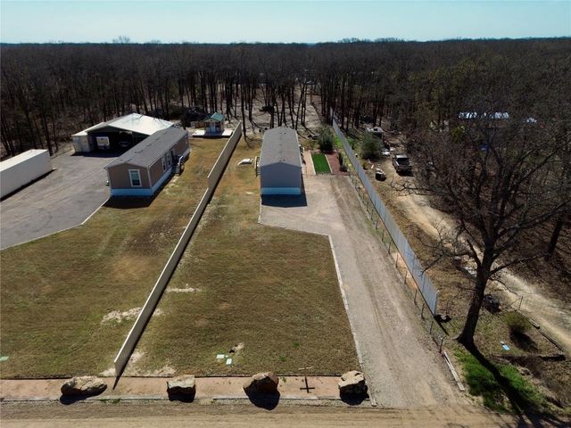 229 Forest Lane Drive B, Mabank, TX 75156