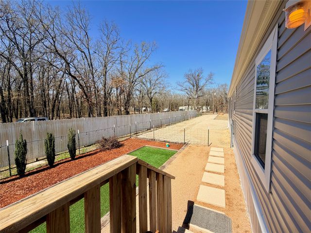 229 Forest Lane Drive B, Mabank, TX 75156