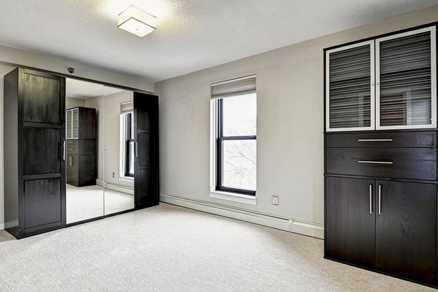 50 Groveland Terrace C209, Minneapolis, MN 55403