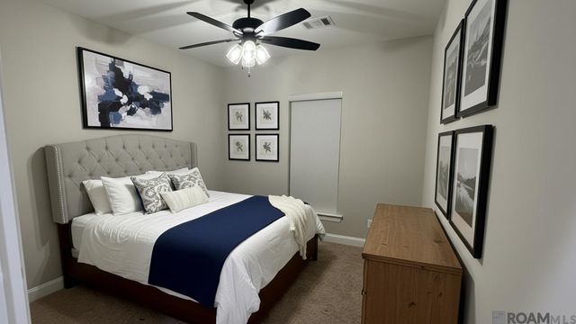 10606 Highland Lakes Dr, Denham Springs, LA 70726