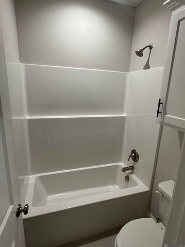 10606 Highland Lakes Dr, Denham Springs, LA 70726