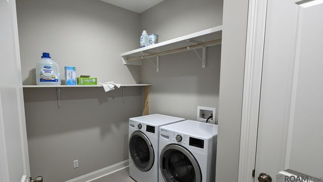 10606 Highland Lakes Dr, Denham Springs, LA 70726