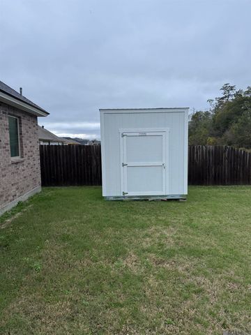 10606 Highland Lakes Dr, Denham Springs, LA 70726