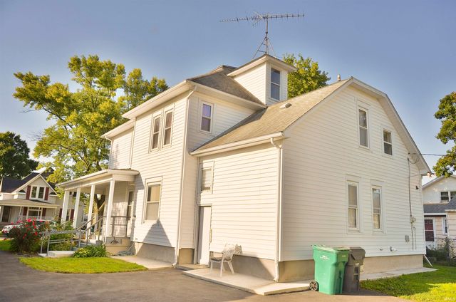 103 E Peterson Street, Otterbein, IN 47970