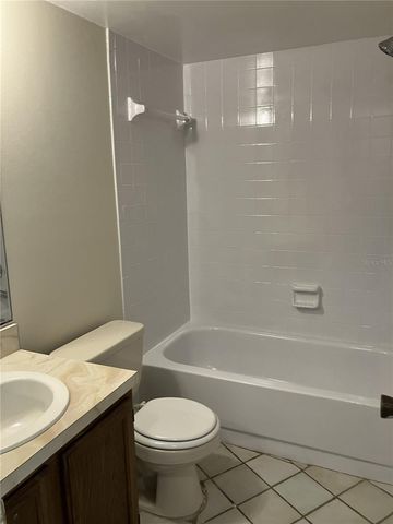 4515 W HUMPHREY STREET, Tampa, FL 33614