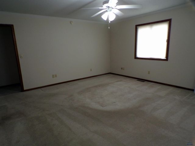 417 ALTA VISTA DR, Rapid City, SD 57701