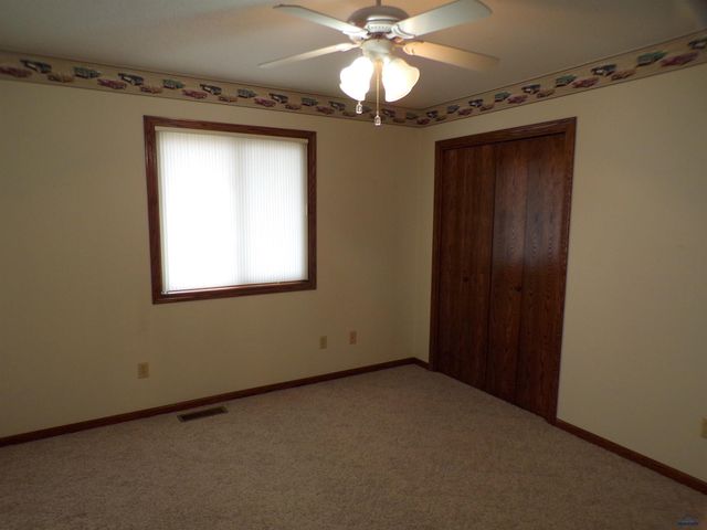 417 ALTA VISTA DR, Rapid City, SD 57701